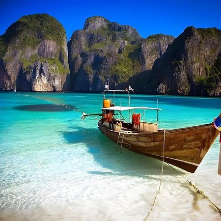 Go Inn Patong Beach Екстер'єр фото
