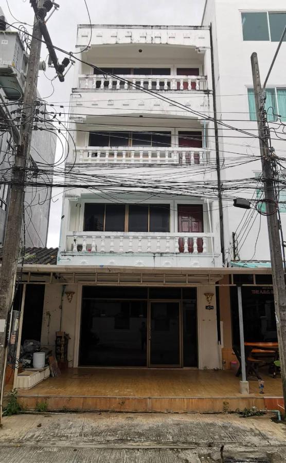 Go Inn Patong Beach Екстер'єр фото