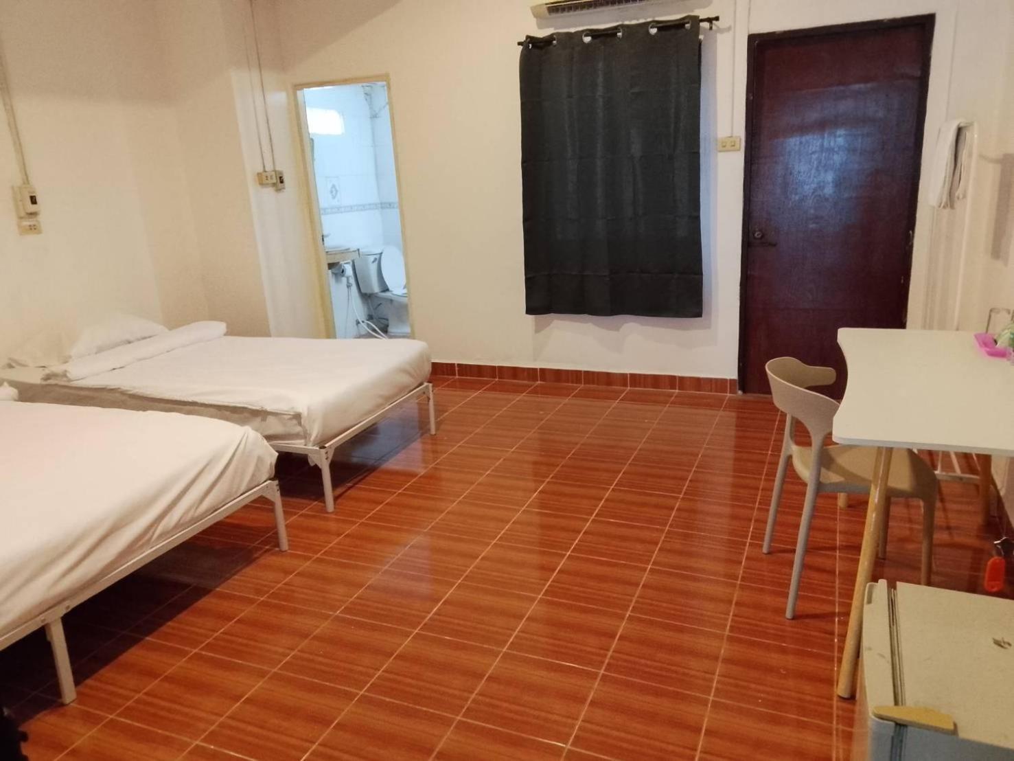 Go Inn Patong Beach Екстер'єр фото